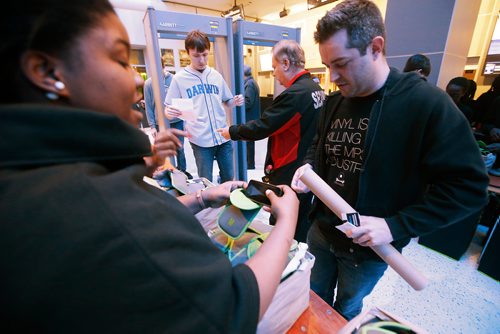 JOHN WOODS / WINNIPEG FREE PRESS
Concert goers go through security and their cell phones are put in security pouches before the Jack White concert at the BellMTS Place Tuesday, November 6, 2018.