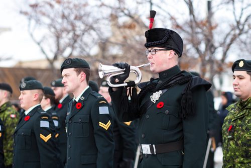 MIKAELA MACKENZIE / WINNIPEG FREE PRESS
The Royal Winnipeg Rifles host a 135th anniversary commemoration service and unveiling of the Legacy Stone Project at Vimy Ridge Memorial Park  in Winnipeg on Saturday, Nov. 10, 2018. 
Winnipeg Free Press 2018.