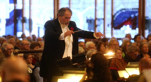 TREVOR HAGAN / WINNIPEG FREE PRESS
Conductor, Yuri Klaz, leading the Winnipeg Philharmonic Choir with the Winnipeg Symphony Orchestra, during a concert at the St.Boniface Cathedral, Sunday, November 11, 2018.