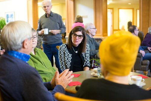 MIKAELA MACKENZIE / WINNIPEG FREE PRESS
Filomena Tassi, Minister of Seniors, talks with residents while visiting the Seine River Retirement Residence in Winnipeg on Monday, Nov. 12, 2018. Tassi is touring organizations that are encouraging seniors in their community to remain active and healthy as they age.
Winnipeg Free Press 2018.
