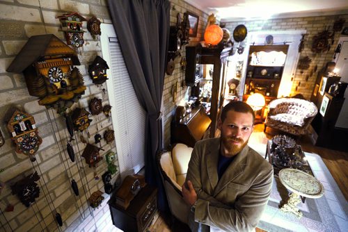 JOHN WOODS / WINNIPEG FREE PRESS
Murray Beilby is photographed with some of his clock collection Tuesday, November 12, 2018.