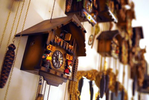 JOHN WOODS / WINNIPEG FREE PRESS
Murray Beilby is photographed with some of his clock collection Tuesday, November 12, 2018.