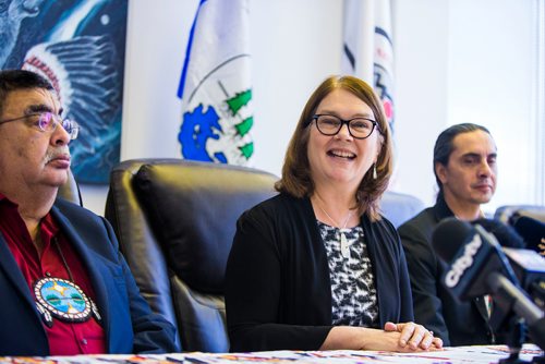 MIKAELA MACKENZIE / WINNIPEG FREE PRESS
Jane Philpott, Minister of Indigenous Services, alongside chiefs from the communities, announces investments in new and renovated schools in Winnipeg on Friday, Nov. 16, 2018. 
Winnipeg Free Press 2018.