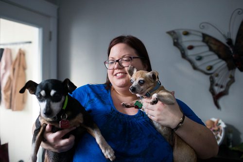 MIKAELA MACKENZIE / WINNIPEG FREE PRESS
Foster mom Erin Skobel with Abbey (a 13-year-old miniature pinscher), left, and Charlie (a 12-year-old male chihuahua), who need to be adopted out together, in her home in Winnipeg on Tuesday, Nov. 20, 2018.
Winnipeg Free Press 2018.