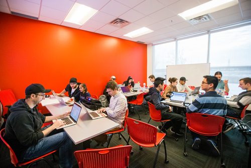 MIKAELA MACKENZIE / WINNIPEG FREE PRESS
All hands are on deck at Bold  Commerce, with jam-packed work spaces and people working 24-7, in preparation for Black Friday online shopping in Winnipeg on Tuesday, Nov. 20, 2018.
Winnipeg Free Press 2018.