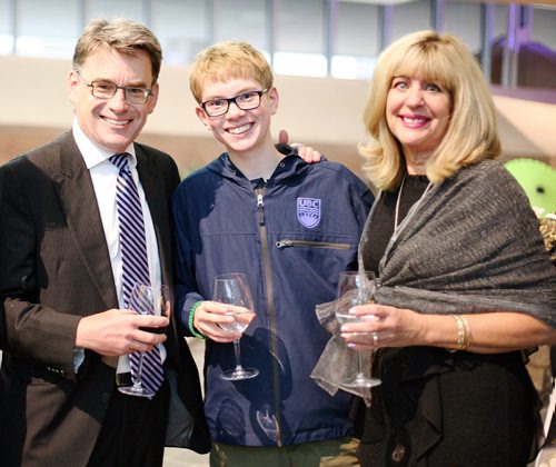 SUBMITTED PHOTO / GLENN KOGA

City Coun. Brian Mayes (St. Vital), left, and Cathy Cox (Manitoba Minister of Sport, Culture and Heritage) with one of Mayes' sons at the National Association of Japanese Canadians (NAJC) and Japanese Cultural Association of Manitoba (JCAM) Gala Dinner on Sept. 22, 2018 at the the Canadian Museum for Human Rights. (See Social Page)