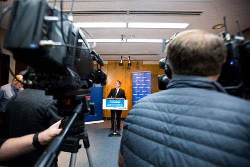 MIKAELA MACKENZIE / WINNIPEG FREE PRESS
Blair Yakimoski, MLA for Transcona, speaks at an announcement for increased funding for hip, knee, and cataract procedures at Concordia Hospital in Winnipeg on Thursday, Nov. 22, 2018.
Winnipeg Free Press 2018.