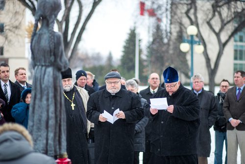 MIKAELA MACKENZIE / WINNIPEG FREE PRESS
Metropolitans Lawrence Huculak (left) and Yurij Kalistchuk say prayers to commemorate the 85th anniversary of the end of the Holodomor, a famine genocide that claimed millions of lives in Ukraine between 1932 and 1933, at the Manitoba Legislative Building in Winnipeg on Thursday, Nov. 22, 2018.
Winnipeg Free Press 2018.