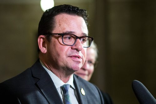 MIKAELA MACKENZIE / WINNIPEG FREE PRESS
Minister Jeff Wharton scrums at the Manitoba Legislative Building in Winnipeg on Thursday, Nov. 22, 2018.
Winnipeg Free Press 2018.