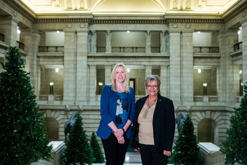 MIKAELA MACKENZIE / WINNIPEG FREE PRESS
Mayors Cheryl Christian (West St.Paul) and Joy Sul (St.Andrews) pose for a portrait at the Manitoba Legislative Building in Winnipeg on Thursday, Nov. 22, 2018.
Winnipeg Free Press 2018.