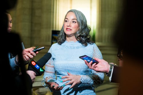 MIKAELA MACKENZIE / WINNIPEG FREE PRESS
NDP MLA Nahanni Fontaine scrums at the Manitoba Legislative Building in Winnipeg on Thursday, Nov. 22, 2018.
Winnipeg Free Press 2018.