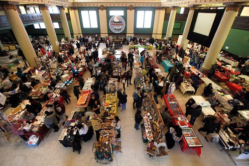 PHIL HOSSACK / WINNIPEG FREE PRESS - Star Blankets to slippers, everything was on the table Saturday at 8th annual Indigenous Arts & Craft Show at the Neeginan Centre (181 Higgins Ave.).   - November 24, 2018