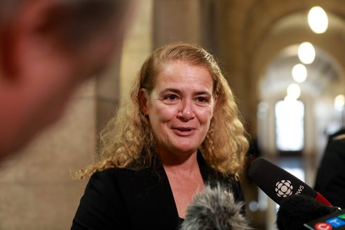 RUTH BONNEVILLE / WINNIPEG FREE PRESS


Julie Payette, Governor General of Canada, talks with the media at the Manitoba Legislative Building during her official welcoming ceremony on Monday.


 Nov 26th, 2018