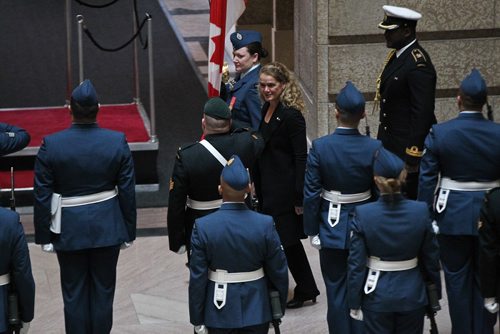 MIKE DEAL / WINNIPEG FREE PRESS
Gov. Gen. Julie Payette inspects soldiers from 17 Wing after arriving at the Manitoba Legislative building Monday morning. 
181126 - Monday November 26, 2018