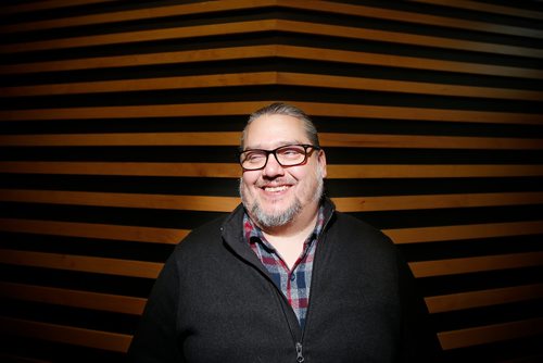 JOHN WOODS / WINNIPEG FREE PRESS
Tim Fontaine, founder of Walking Eagle News, a popular Indigenous satirical site that launched last year, is photographed at APTN Monday, November 26, 2018. Fontaine is doing a live event at the West End Cultural Centre on November 29.