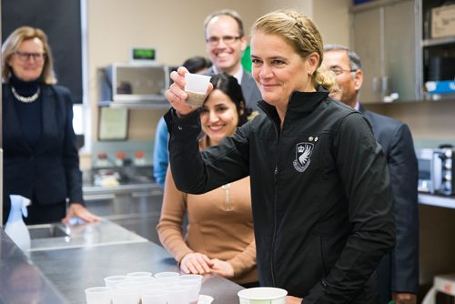 MIKAELA MACKENZIE / WINNIPEG FREE PRESS
Governor General Julie Payette tries a smoothie while touring labs at the Richardson Centre for Functional Foods and Nutraceuticals at the University of Manitoba in Winnipeg on Monday, Nov. 26, 2018.
Winnipeg Free Press 2018.