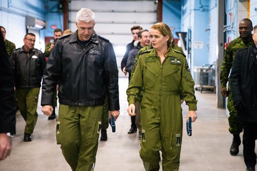 MIKAELA MACKENZIE / WINNIPEG FREE PRESS
Brigadier General Mario Leblanc walks with Governor General Julie Payette on a tour of the Canadian Forces Base 17 Wing in Winnipeg on Tuesday, Nov. 27, 2018.
Winnipeg Free Press 2018.