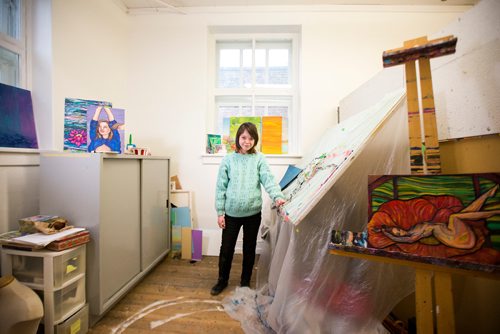 MIKAELA MACKENZIE / WINNIPEG FREE PRESS
Brittney Fox, artist in residence, poses for a portrait at Artbeat Studio in Winnipeg on Wednesday, Nov. 28, 2018.
Winnipeg Free Press 2018.