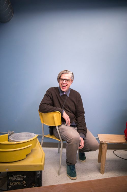 MIKAELA MACKENZIE / WINNIPEG FREE PRESS
Nigel Bart, studio facilitator, poses for a portrait at Artbeat Studio in Winnipeg on Wednesday, Nov. 28, 2018.
Winnipeg Free Press 2018.