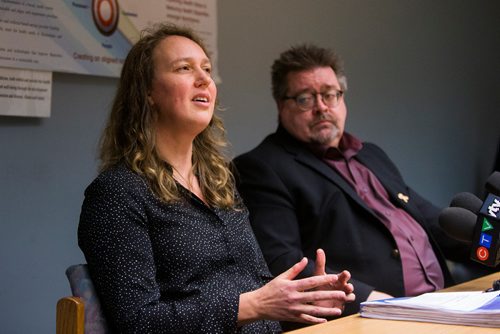 MIKAELA MACKENZIE / WINNIPEG FREE PRESS
Lisa Richards, medical officer of health in Winnipeg (left), and Don Labossiere, director of environmental compliance and enforcement at Manitoba Sustainable Development, talk about soil contamination in Winnipeg on Thursday, Nov. 29, 2018.
Winnipeg Free Press 2018.