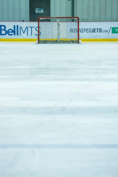 MIKE DEAL / WINNIPEG FREE PRESS
Empty net at the Bell MTS Iceplex.
181130 - Friday, November 30, 2018.