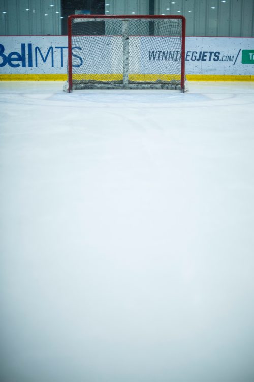 MIKE DEAL / WINNIPEG FREE PRESS
Empty net at the Bell MTS Iceplex.
181130 - Friday, November 30, 2018.