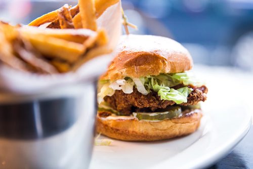 MIKAELA MACKENZIE / WINNIPEG FREE PRESS
The Nashville Chicken Sandwich at Brown's Social House on Monday, Dec. 3, 2018.
Winnipeg Free Press 2018.