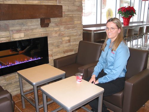 Canstar Community News Nov. 26, 2018 - Jamie Pope is shown in the new Tim's location, at 11 Davis Way in the RM of Rosser, that she and her parents Cathy and Dave Pope own and operate. This is their fourth TIm's franchise location. (ANDREA GEARY/CANSTAR COMMUNITY NEWS)