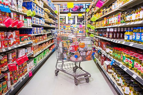 MIKAELA MACKENZIE / WINNIPEG FREE PRESS
Groceries at Food Fare in Winnipeg on Tuesday, Dec. 4, 2018.
Winnipeg Free Press 2018.