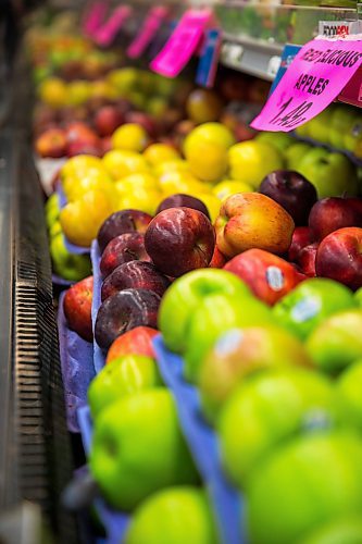 MIKAELA MACKENZIE / WINNIPEG FREE PRESS
Groceries at Food Fare in Winnipeg on Tuesday, Dec. 4, 2018.
Winnipeg Free Press 2018.