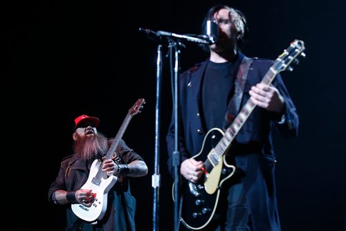 JOHN WOODS / WINNIPEG FREE PRESS
Three Days Grace performs in Winnipeg at BellMTS Tuesday, December 4, 2018.