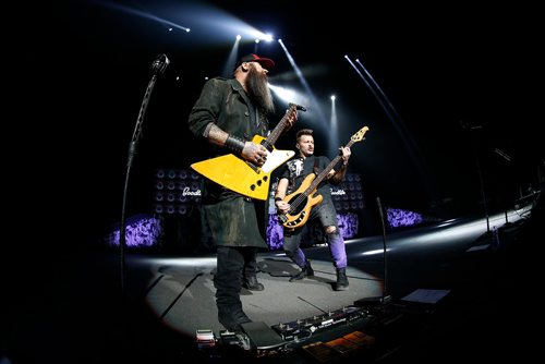 JOHN WOODS / WINNIPEG FREE PRESS
Three Days Grace performs in Winnipeg at BellMTS Tuesday, December 4, 2018.