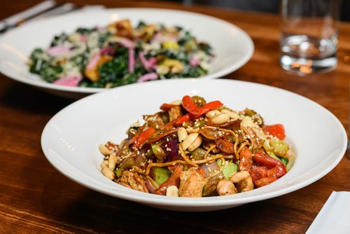 Mike Sudoma / Winnipeg Free Press
Earls famous Hunan Chicken Kung Pao and Warm Kale Salad
December 5, 2018