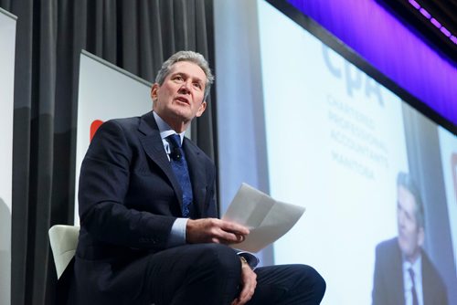 MIKE DEAL / WINNIPEG FREE PRESS
Premier Brian Pallister gives the keynote speech during the State of the Province event at RBC Convention Centre Thursday morning.
181206 - Thursday, December 06, 2018.