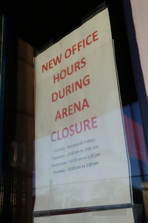 JOHN WOODS / WINNIPEG FREE PRESS
Photo of Notre Dame Recreational Centre which is closed due to a broken cooling system Monday, December 10, 2018.