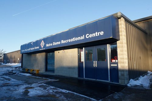 JOHN WOODS / WINNIPEG FREE PRESS
Photo of Notre Dame Recreational Centre which is closed due to a broken cooling system Monday, December 10, 2018.