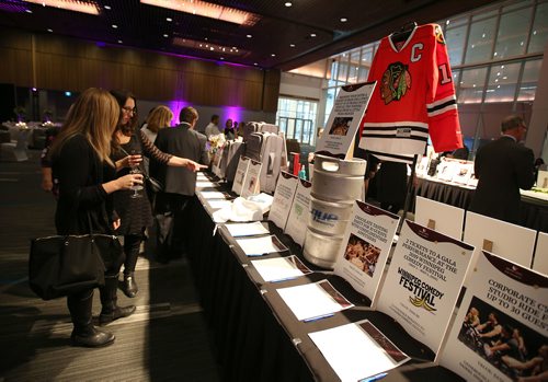 JASON HALSTEAD / WINNIPEG FREE PRESS

Attendees check out silent auction items at the 20th annual Misericordia Health Centre Foundation Gala on Oct. 11, 2018 at the RBC Convention Centre Winnipeg. (See Social Page)