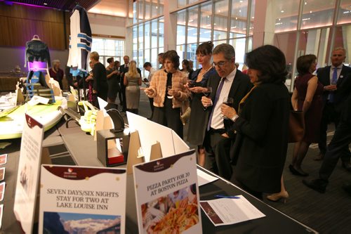 JASON HALSTEAD / WINNIPEG FREE PRESS

Attendees check out silent auction items at the 20th annual Misericordia Health Centre Foundation Gala on Oct. 11, 2018 at the RBC Convention Centre Winnipeg. (See Social Page)