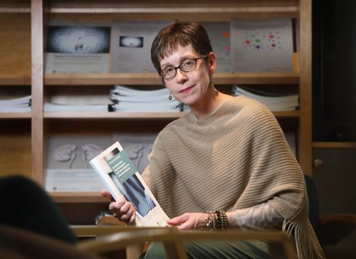 RUTH BONNEVILLE / WINNIPEG FREE PRESS

Portrait of Dr. Lisa Lix, lead study author linking data findings of TB in Manitoba.  

See Caitlyn Gowriluk story. 





Dec 11th, 2018