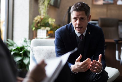 MIKAELA MACKENZIE / WINNIPEG FREE PRESS
Mayor Brian Bowman sits down for an interview with the Free Press about the meth crisis while in his office at City Hall in Winnipeg on Wednesday, Dec. 12, 2018. 
Winnipeg Free Press 2018.