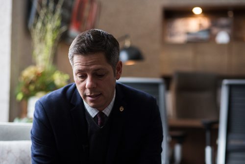 MIKAELA MACKENZIE / WINNIPEG FREE PRESS
Mayor Brian Bowman sits down for an interview with the Free Press about the meth crisis while in his office at City Hall in Winnipeg on Wednesday, Dec. 12, 2018. 
Winnipeg Free Press 2018.