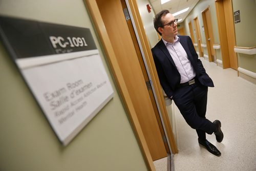 JOHN WOODS / WINNIPEG FREE PRESS
Dr James Bolton, Medical Director of WRHA Crisis Response Services and HSC Emergency Psychiatry is photographed outside an exam room at the Rapid Access Addiction Medicine (RAAM) clinic Monday, December 17, 2018.