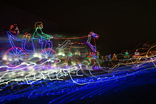 Canstar Community News Dec. 12 - Visitors take in CanadInns Winter Wonderland at Red River Exibition grounds on a Wednesday night. (EVA WASNEY/CANSTAR COMMUNITY NEWS/METRO)