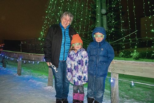 Canstar Community News Dec. 12 - Visitors take in CanadInns Winter Wonderland at Red River Exibition grounds on a Wednesday night. (EVA WASNEY/CANSTAR COMMUNITY NEWS/METRO)