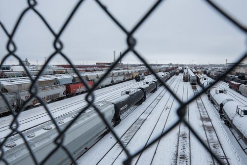 DAVID LIPNOWSKI / WINNIPEG FREE PRESS

Oil tank train cars as seen from the Arlington Bridge Wednesday December 26, 2018. 


For a 49.8 feature running Jan5