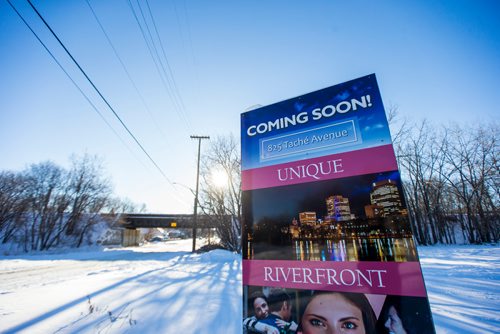 MIKAELA MACKENZIE / WINNIPEG FREE PRESS
A new development planned for right beside the CP rail line in St. Boniface in Winnipeg on Friday, Dec. 28, 2018. 
Winnipeg Free Press 2018.