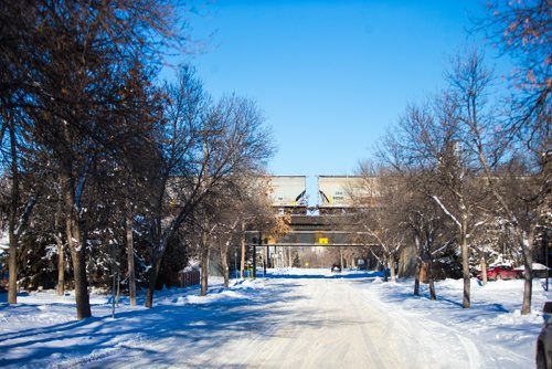 MIKAELA MACKENZIE / WINNIPEG FREE PRESS
The CP rail line in St. Boniface in Winnipeg on Friday, Dec. 28, 2018. 
Winnipeg Free Press 2018.