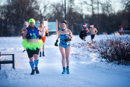 MIKAELA MACKENZIE / WINNIPEG FREE PRESS
Winnipeggers tough it out in little clothing despite the extreme cold warning at the annual New Year's Day Polar Bare Run at Assiniboine Park in Winnipeg on Tuesday, Jan. 1, 2019. 
Winnipeg Free Press 2018.