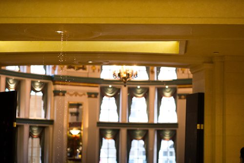 MIKAELA MACKENZIE / WINNIPEG FREE PRESS
Water streams through the ceiling at the Fort Garry Hotel after a pipe reportedly burst at Fort Garry Place and came down to the hotel through the skywalk in Winnipeg on Tuesday, Jan. 1, 2019. 
Winnipeg Free Press 2018.