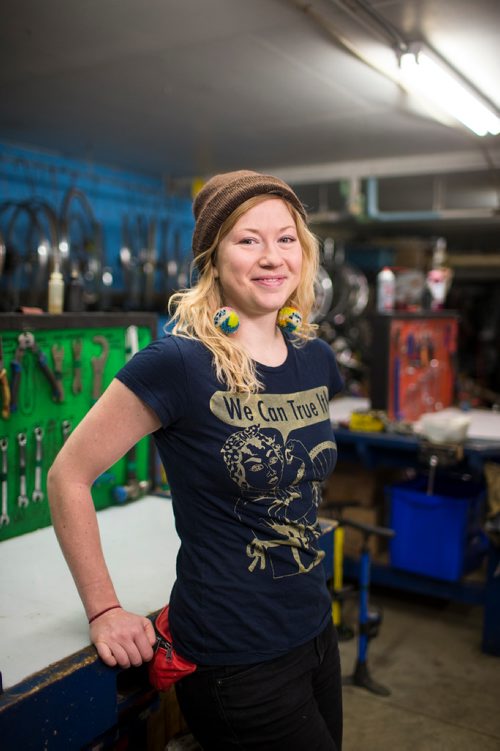 MIKAELA MACKENZIE / WINNIPEG FREE PRESS
Sarah Thiessen, Skill Jill coordinator, poses for photos at the W.R.E.N.C.H. bike shop in Winnipeg on Wednesday, Jan. 2, 2019. 
Winnipeg Free Press 2018.